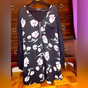 NASS Woman | black Floral Top | Size XL